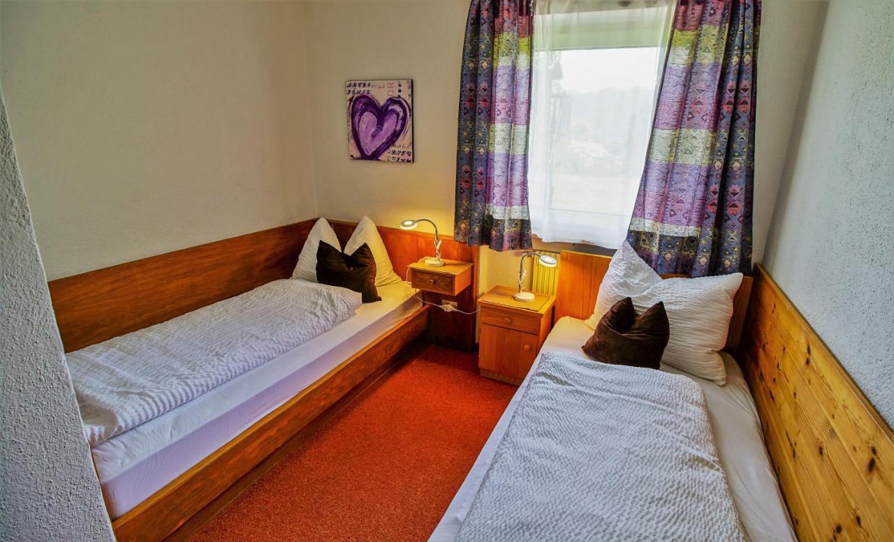 Appartments Neuhof Collalbo Room photo